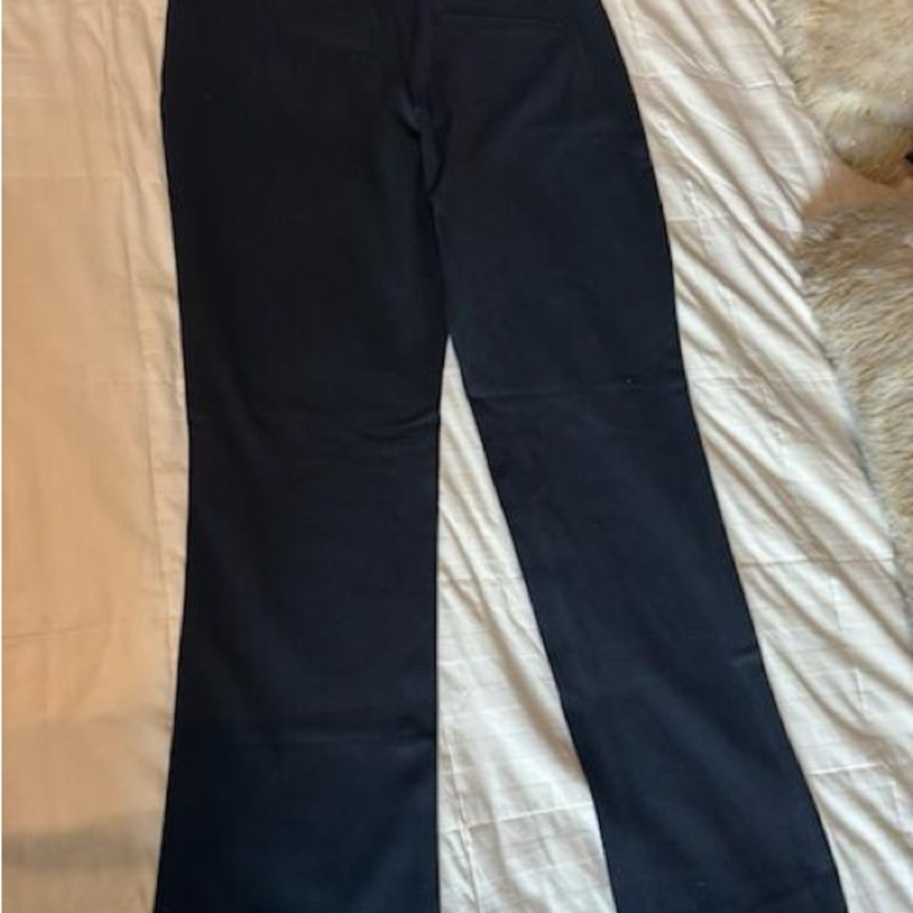 Free People Molly Pants
NWT Size 10
total waste is 33
front 16+”
back 16+” - Picture 8 of 10